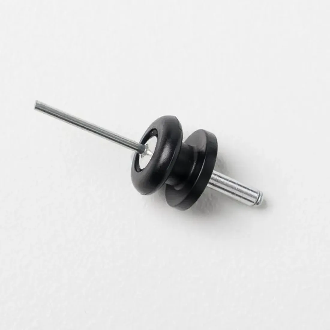 FAS-TON-RB-BLK_5.Tonneau-Rope-Buttons-for-Bunji-Loop.webp